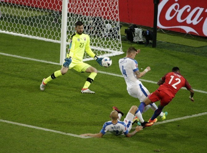 İngiltere 0-0 Slovakya