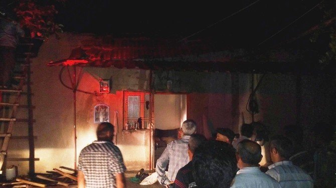 Malatya’da Yangın 2 Evde Büyük Hasar Bıraktı