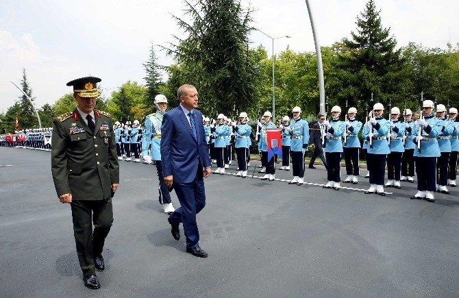 Erdoğan, Genelkurmay Başkanlığını Ziyaret Etti