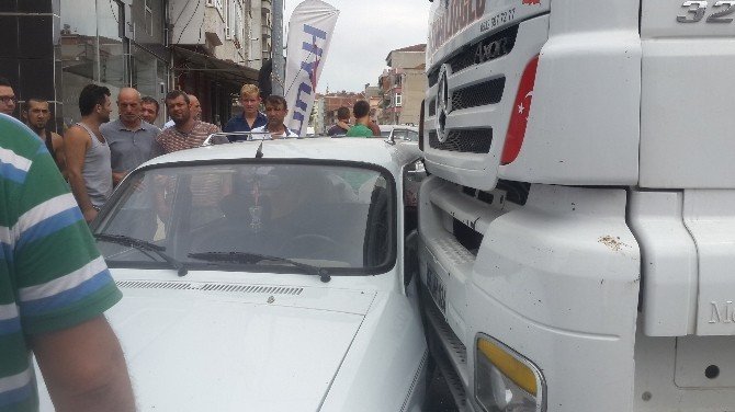 Samsun'da Trafik Kazası: 1 Yaralı