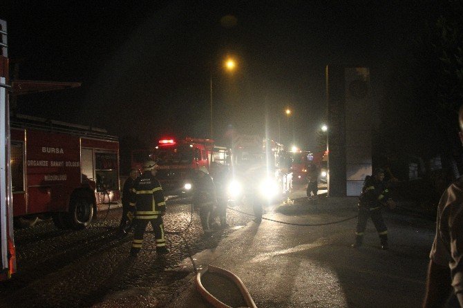 Bursa’da Metal İşleme Yapan Fabrika'da Yangın Çıktı