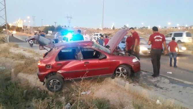 Adıyaman'da Trafik Kazası: 2 yaralı