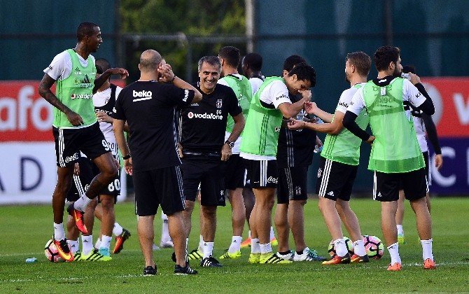 Beşiktaş'ta Akhisar Belediyespor Maçı Hazırlıkları Devam Ediyor