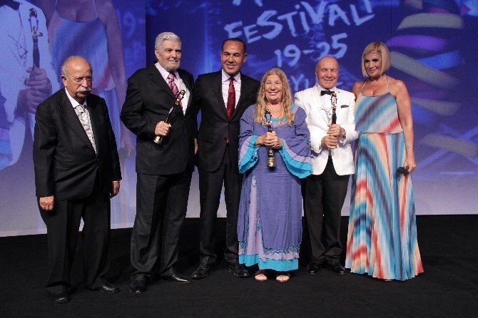Adana Film Festivali'nde Tarık Akan Damgası