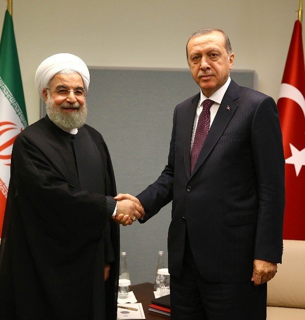 Erdoğan, İran Cumhurbaşkanı İle Görüştü