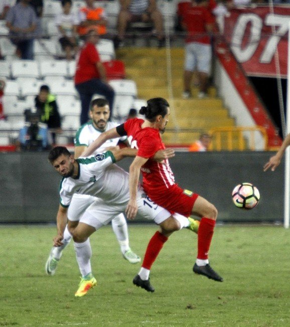 Antalyaspor 0-0 Akhisar Belediyespor