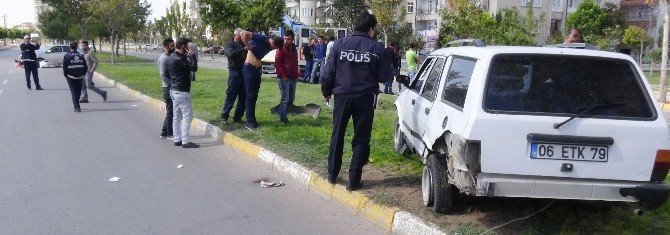 Aksaray’da İki Otomobil Birbirine Girdi: 2 Yaralı