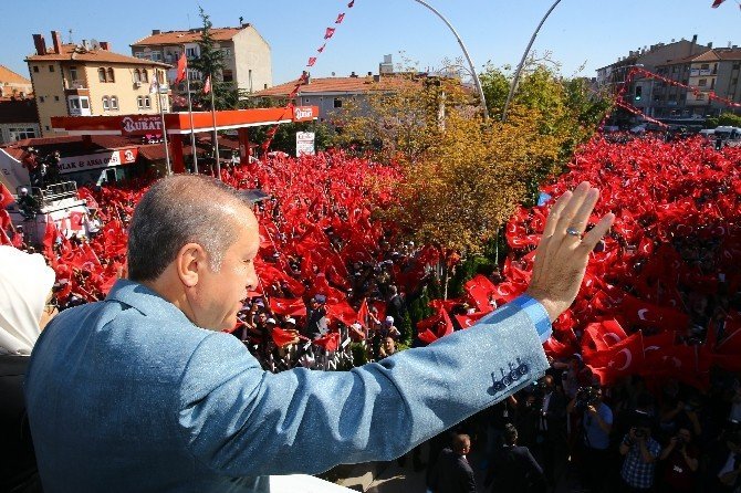 Cumhurbaşkanı Erdoğan Halka Hitap Etti