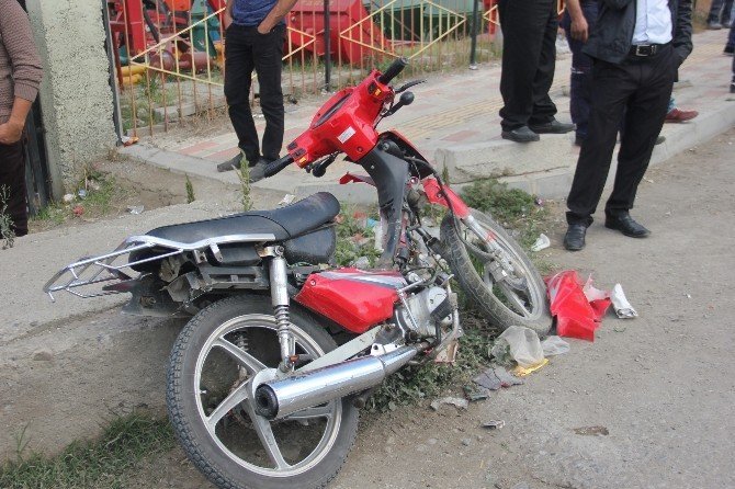 Samsun'da Motosiklet Kazası: 2 Yaralı