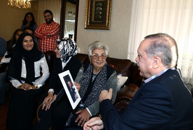 Erdoğan Şehit Ailelerini ve Gazileri Ziyaret Etti