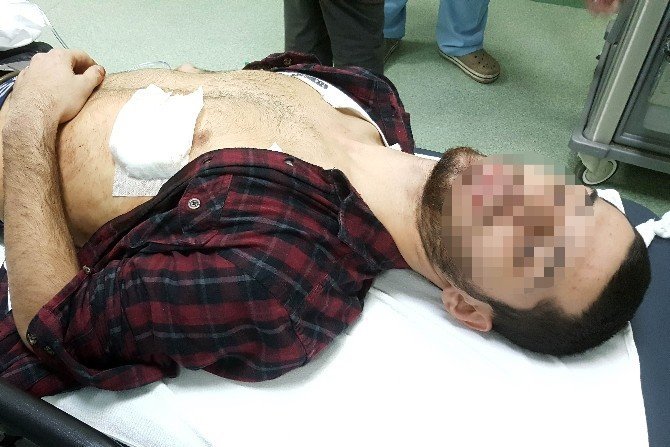 Samsun'da 18 Yaşındaki Genç Bıçaklandı