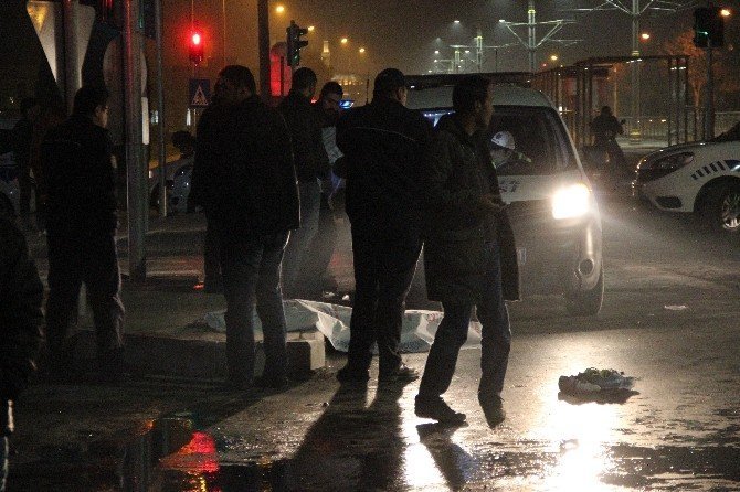 Konya'da Feci Kaza: 1 Ölü 1 Yaralı