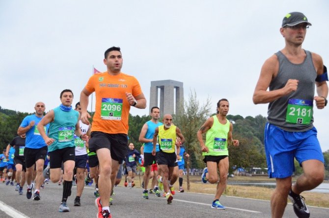 Turkcell Gelibolu Maratonu Binlerce Kişinin Katılımıyla Başladı