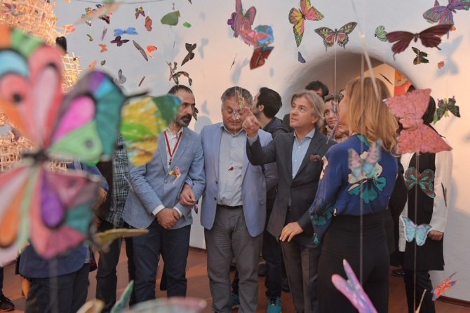 Zihinsel Engelliler Çağdaş Sanat Sergisi Beyoğlu’nda Açıldı