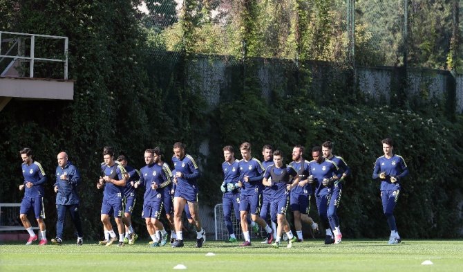 Fenerbahçe’de Malatyaspor Maçı Hazırlıkları Sürüyor