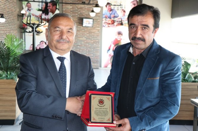 Türk Metal Sendikası Üyelerinin Emeklilik Heyecanı