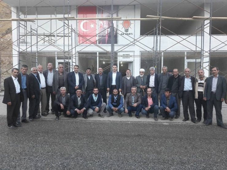 Kaymakam Ve Belediye Başkan Vekili Özcan’dan Ak Parti Teşkilatına İadeyi Ziyaret