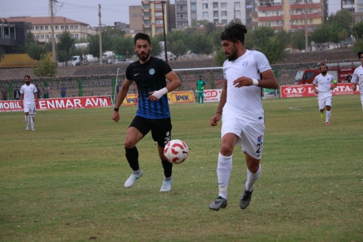 Tff 3. Lig: Karaköprü Belediyespor: 4 - Elaziz Belediyespor: 1