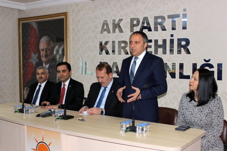 Ak Parti Genel Başkan Yardımcısı Karacan: “2019 İslam Coğrafyasının Seçimi”