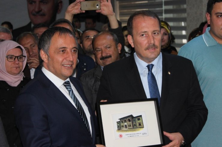 Ak Parti Genel Başkan Yardımcısı Karacan: “2019 İslam Coğrafyasının Seçimi”