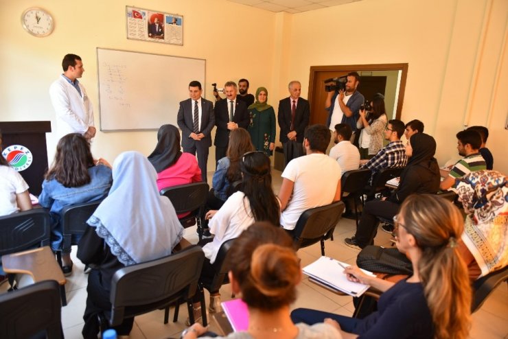Kepez’de Üniversiteye Hazırlık Kursları Açıldı