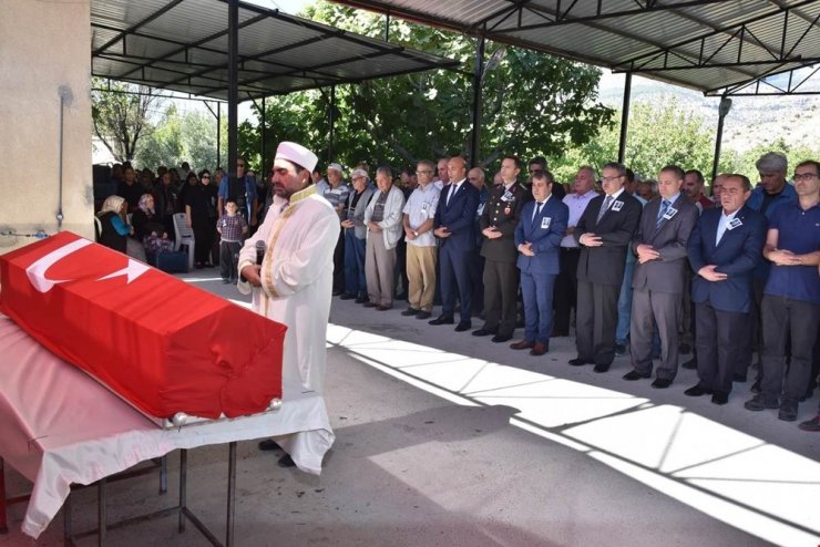 Vali Su, Emekli Vali-müsteşar Yalçın’ın Cenaze Törenine Katıldı