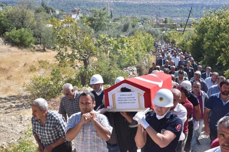 Vali Su, Emekli Vali-müsteşar Yalçın’ın Cenaze Törenine Katıldı