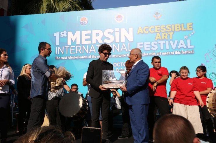 Mersin Uluslararası Engelsiz Sanat Festivali Coşkulu Başladı
