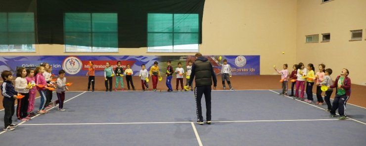 ‘Geleceğin Yıldızları Projesi’ İle 14 Branşta Spor Yapan Öğrenciler Arasında Trabzon Birincileri Çıktı