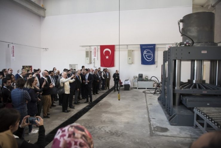 Anadolu Üniversitesi Sismik İzolatörü Test Merkezi’nin Tanıtımı Yapıldı