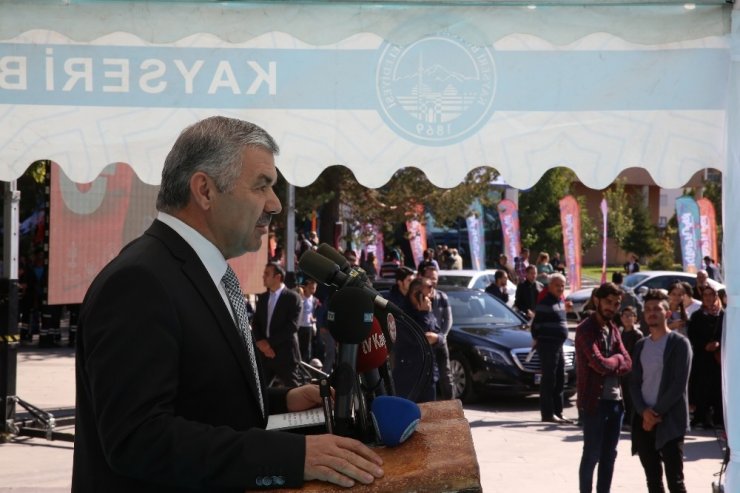 Büyükşehir Belediyesi Kitap Fuarı Açıldı