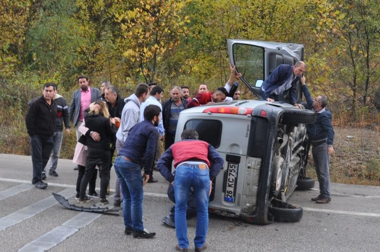 Bursa-ankara Karayolunda 2 Ayrı Kaza: 5 Yaralı