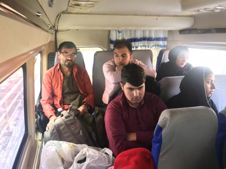 Çanakkale’de 23 Afgan Kaçak Yakalandı
