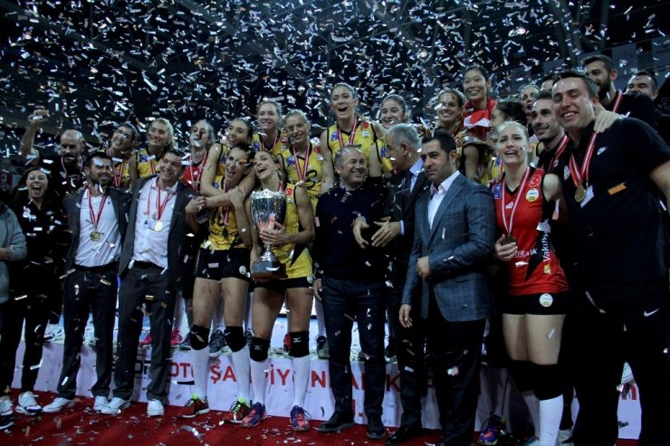 Voleybol Spor Toto Şampiyonlar Kupası Vakıfbank’ın