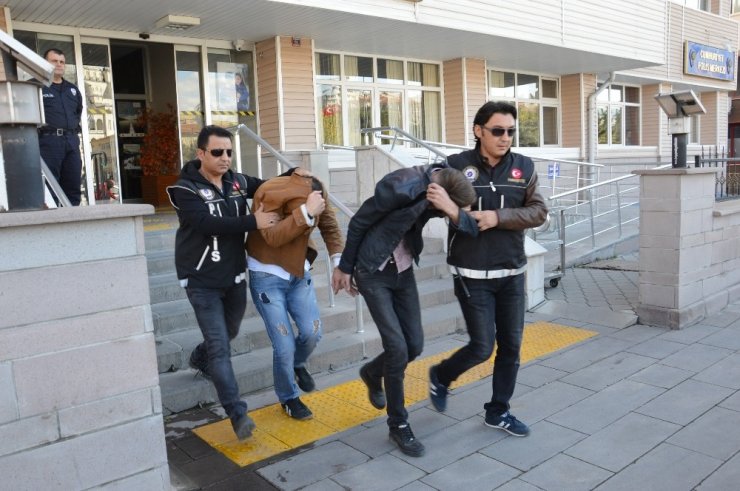 Kırıkkale’de Uyuşturucu Ticaretine 3 Tutuklama