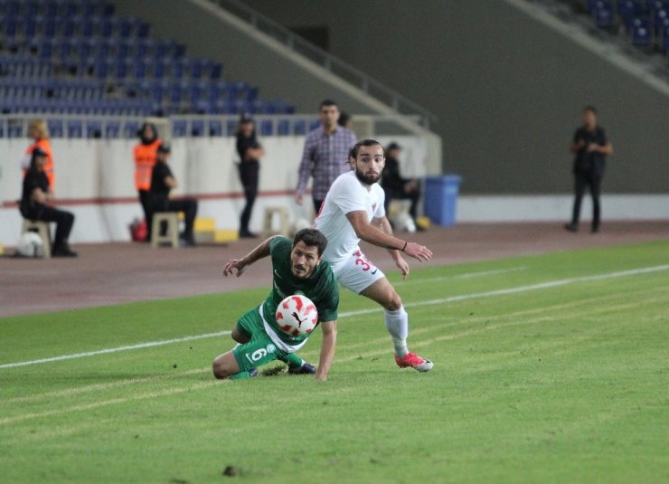 Tff 2. Lig: Mersin İdmanyurdu: 0 - Sivas Belediyespor: 1