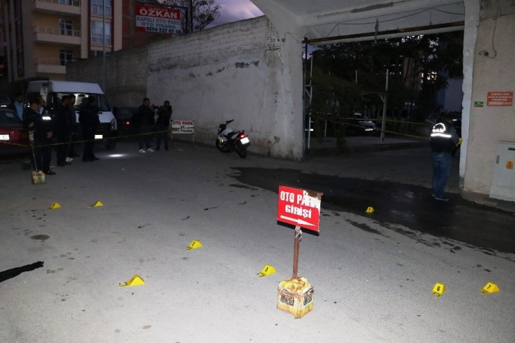 Malatya’da Otoparkta Silahlı Kavga: 1 Yaralı