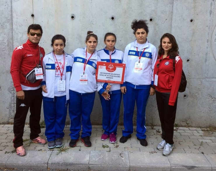Büyükşehirin Özel Sporcuları Özel Olimpiyat Oyunlarına Katıldı