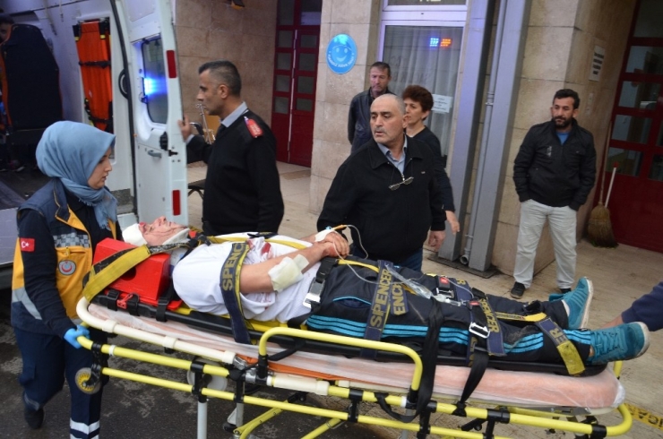 Zonguldak’ta Trafik Kazası: 5 Yaralı