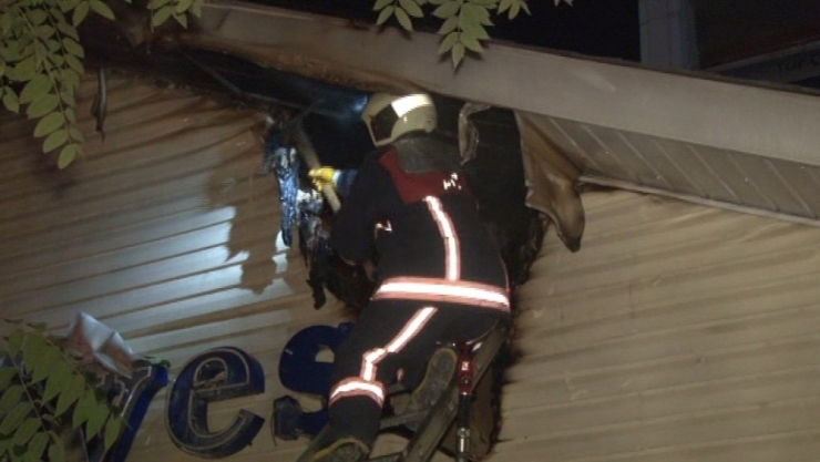 Ankara Büyükşehir Belediyesi “Alo Ambulans” Binasında Yangın