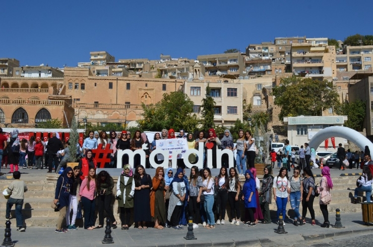 Şırnaklı Gençler, Mardin’in Tarihi Yerlerini Gezdi