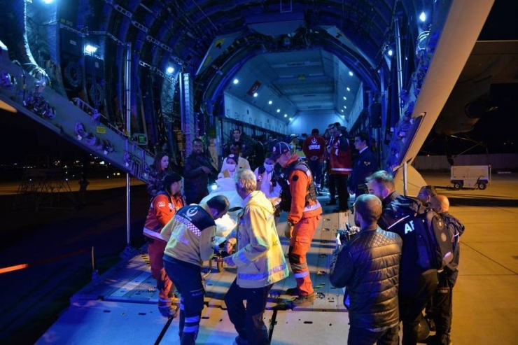 Somali’deki Terör Saldırısında Yaralanan 34 Kişi Türkiye’ye Getirildi