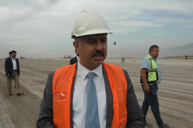 Kahramanmaraş’ta Yeni Havaalanı İnşaatı Hızla Yükseliyor