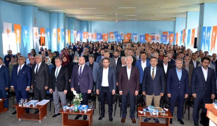 Hisarcık Ak Parti’de Yeni Başkanı Ali Var
