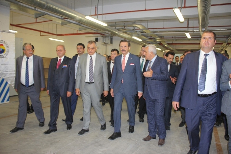 Tobb Başkanı Hisarcıklıoğlu: “Türkiye’de Toplam 19 Tane Ab İş Geliştirme Merkezimiz Var”