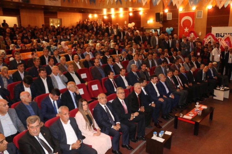 Bakan Fakıbaba: "Türkiye Öyle Sıradan Bir Ülke Değil, Başınıza Bela Almayın"