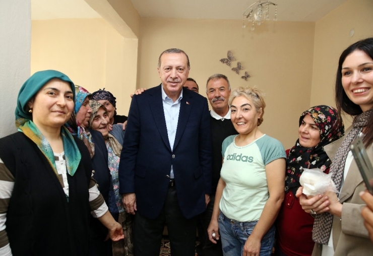 Cumhurbaşkanı Erdoğan’dan Çay Ziyareti