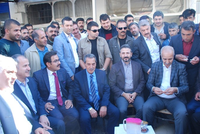 Vali Kalkancı Ve Milletvekilleri Çelikhan’da Vatandaşlarla Bir Araya Geldi