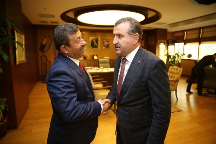 Başkan Karabacak, Bakan Bak’ı Makamında Ziyaret Etti