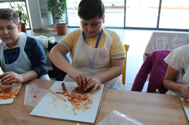 Aydın’da Öğrenciler Müzede Ders İşliyor
